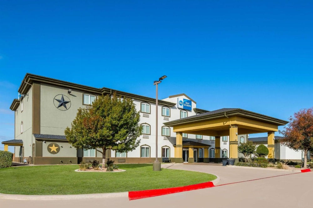 Best Western South Plains Inn & Suites